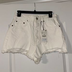 Zara white distressed short